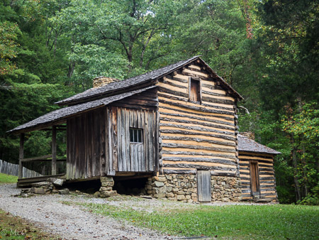 McNaught-A-Cabin1